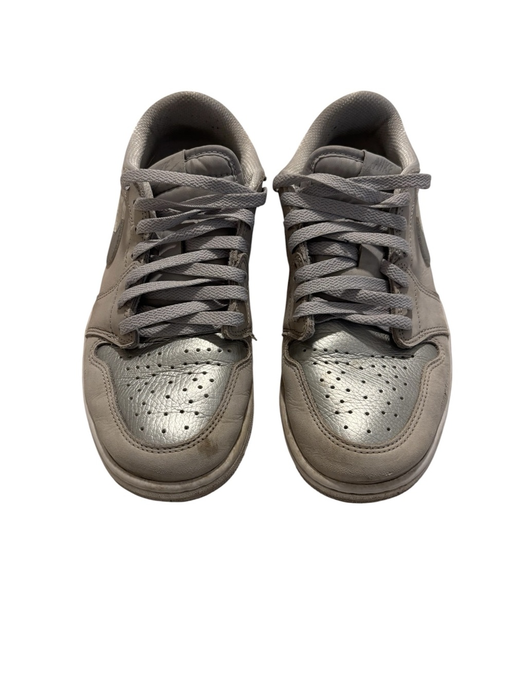 Nike Men's Low-Top Sneakers in Gray